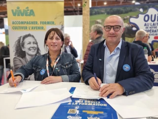 Vivéa et Sodiaal s’allient pour renforcer la formation des éleveurs