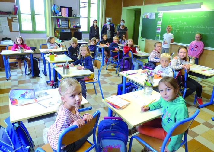 Les écoles restent ouvertes.