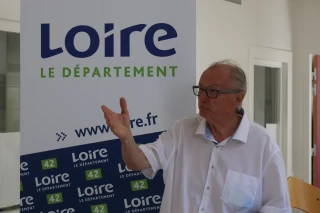 La droite en force, la gauche dans les cordes 