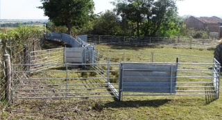 Un parc de contention bien conçu pour une utilisation facilitée