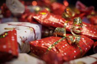 Des cadeaux, et pourquoi ?