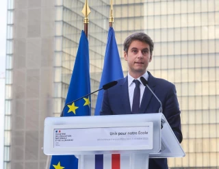 Gabriel Attal, plus jeune Premier ministre de la Ve République