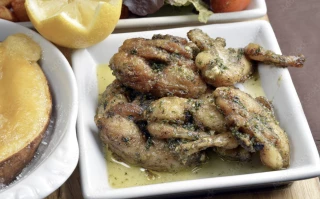 Plus rare, plus chère : la grenouille, produit de luxe 