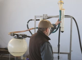 Pesée et analyse de lait : rigueur et démarche qualité requises