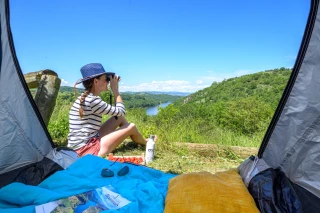 Le Camping de Mars, pour se réveiller avec la Loire