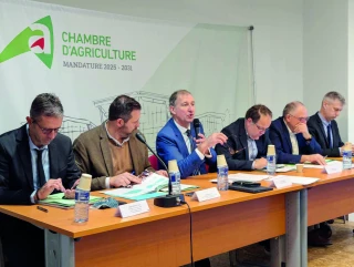 <B>Les élus appellent à des actes forts</B>