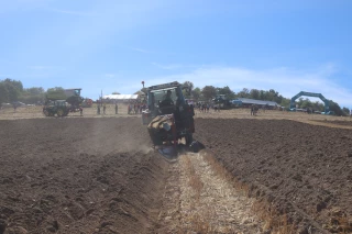 Concours de labour Loire : entre convivialité et émotions