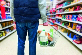 Grande distribution : les sénateurs dénoncent des pratiques « prédatrices » envers les agriculteurs