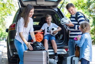 Un voyage avec des enfants ?  Ces accessoires vous sauveront la mise !