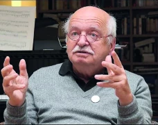 Pourquoi l'écrivain Erik Orsenna participera au Sommet de l'élevage ?