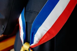 Élus locaux : un engagement essentiel, mais parfois malmené