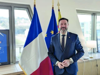 La Région Auvergne-Rhône-Alpes renforce ses aides à la sécurité et aux commerces